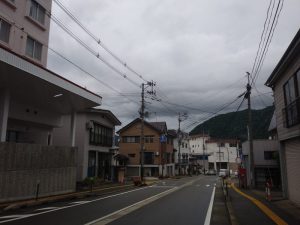 越後湯沢駅から郵便局へ