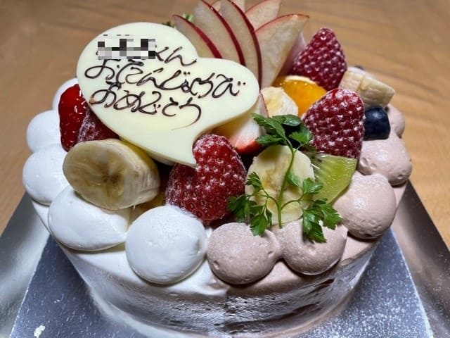 誕生日ケーキ