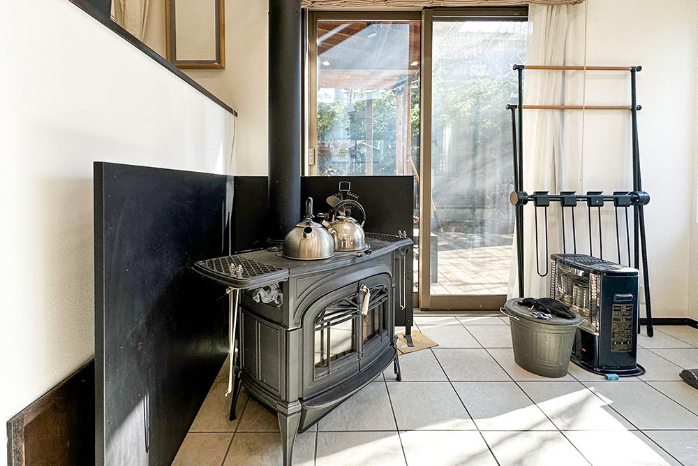 薪ストーブ画像