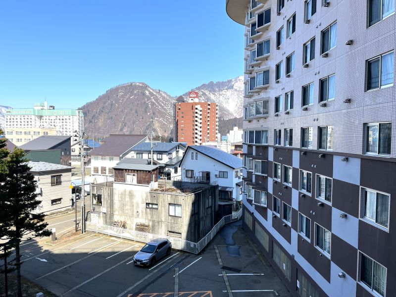 越後湯沢のリゾートマンションはどうなった? ロスジェネとゆとりの間に 越後湯沢のリゾートマンションはどうなった? ロスジェネとゆとりの間に